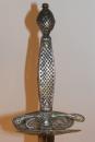 Épée de ville à monture en argent. Époque Louis XVI