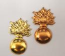 Petite grenade estampée en cuivre 25 x 15 mm - Fab. Française - L'unité