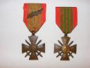 Lot décorations : 2 croix de guerre 1939, 1 médaille troupes aéroportées+ 2 décorations civiles+ rubans de boutonnières