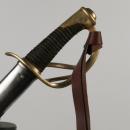 Sabre de dragon modèle 1855, modifié 1882, avec dragonne et fourreau neufs.