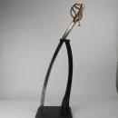 Sabre d'officier de cavalerie légère à la chasseur, vendu en 12 h