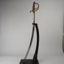 Sabre d'officier de cavalerie légère à la chasseur, vendu en 12 h