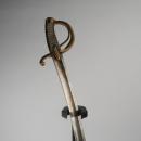 Sabre d'officier de cavalerie légère à la chasseur, vendu en 12 h