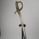 Sabre d'officier de cavalerie légère à la chasseur, vendu en 12 h