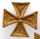 lot de  2 Croix brodées anciennes 10 X 10 cm