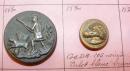 Rare planche de 64 boutons de chasse, moins de 2 € du bouton!