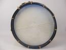 Tambour ancien de marque Couesnon, décoré de grenades, avec ses baguettes et son  baudrier de cuir.