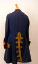 Veste grand siècle, bleue roi et rouge, avec gilet et collant écru. Vendue en 6 h!