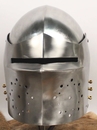 Bascinet dit museau de chien - XIVe siècle