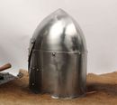 Heaume Pain de sucre à visière - XIVe siècle - croix en laiton