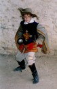 Ensemble mousquetaire enfant: soubreveste, culotte et surbottes beiges+ catalogue d'exposition Masaru Sakuraba