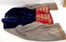 Ensemble mousquetaire enfant: soubreveste, culotte et surbottes beiges+ catalogue d'exposition Masaru Sakuraba