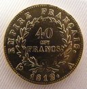 Lot de 9 pièces et médailles consacrées à l'Empire