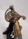 Sabre d'officier de marine avec ses bélières et monogramme sur la garde