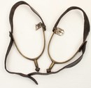 Lot tous en selle: ceinturon de cavalerie, porte manteau + paire d'éperons WWI