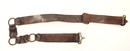 Lot tous en selle: ceinturon de cavalerie, porte manteau + paire d'éperons WWI