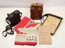 Lot officier: carte dans sa protection, 2 paires jumelles, livret d'instructions et 2 (copies de) mouchoir d'instruction + masque tricolore
