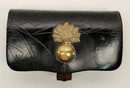 Lot gendarmerie dernier quart du XIX ème. Coffret de giberne + 3 paires d'épaulettes