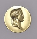 Grande médaille au profil de l'empereur (Rome)