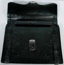 Portefeuille en cuir vert, avec ses accessoires, XIXème siècle