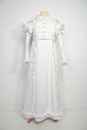 Robe chemise et spencer blanc.