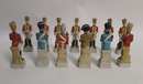 Lot de 15 figurines en biscuit, dont 2 en porcelaine.