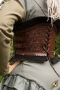 Corset Margot, cuir et velours pour piratesses ou nanas qui n'en veulent!