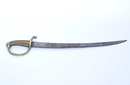 Sabre briquet, marqué VERSAILLES, sans fourreau. Lame légèrement raccourcie