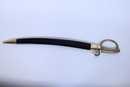 Sabre briquet Empire, signé B de Boutet, lame gravée au dos juin 1813, avec fourreau neuf. 