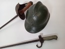 Reliques Grande Guerre. Épave sabre GB, Casque Adrian, baionette FR début guerre