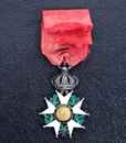 Ordre de la Légion d'Honneur, étoile de chevalier second Empire avec son ruban d'origine.