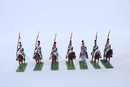 Lot de 7 figurines, lanciers, chevaux en plastique et cavaliers en plomb