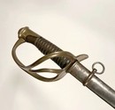 Sabre d'officier de cavalerie légère, modèle 1822 modifié 1882, lame courbe nickelée. Fourbisseur Petitfils et Bailhache.