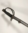 Sabre de cavalerie légère, modèle 1822 modifié 1882, lame courbe, fourreau à un anneau.