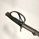 Sabre de cavalerie légère, modèle 1822 modifié 1882, lame courbe, fourreau à un anneau.