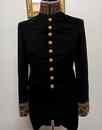Uniforme d'attaché d'ambassade, vendu en 2 h