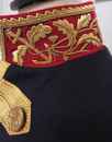 Veste de pirate brodée sur le col et les manches. Prix sans chemise, ni chapeau