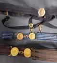 Lot de 3 ceinturons, dont porte épée de grande tenue de général de brigade 3 ème république, officier de marine, officier de justice militaire