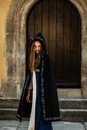 Cape en coton noir Manuelle enfant - Bordures brodées