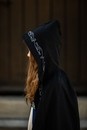 Cape en coton noir Manuelle enfant - Bordures brodées
