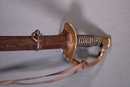 Sabre d'officier de cavalerie  légère, belle époque, avec dragonne cuir