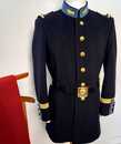 Uniforme de capitaine instructeur de Saint Cyr. Veste, ceinturon et culotte.