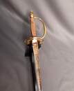 Épée d'officier modèle 1767. Lame un peu courte, mais décorée de très belles gravures.
