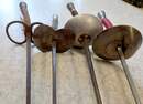 Lot de 4 fleurets anciens