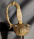 Épée de cour à fusée plaquée de nacre, Espagne 1820