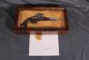 Pistolet de mamelouk commemoratif, AVEC COFFRET. Par Pedersoli, série limitée F06/200, pour tir à la poudre noire.