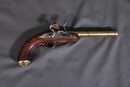 Pistolet Pedersoli pour le tir, à silex, type Queen Ann. Finition canon LAITON. SPECIAL PIRATE