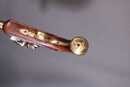 Pistolet Pedersoli pour le tir, à silex, type Queen Ann. Finition canon LAITON. SPECIAL PIRATE