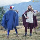 Cape courte en laine avec découpe en créneaux -XIVème siècle-