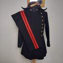 Habit de grand uniforme de polytechnique, comprenant veste, culotte, et bicorne.
